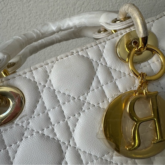 *READ PU | White Gold Quilted Small Lady Bag Crossbody Satchel S7 - Picture 5 of 16